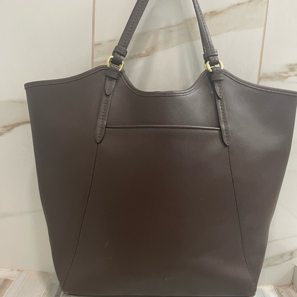 Coach  Brown Classic Leather Tote - Picture 4 of 16